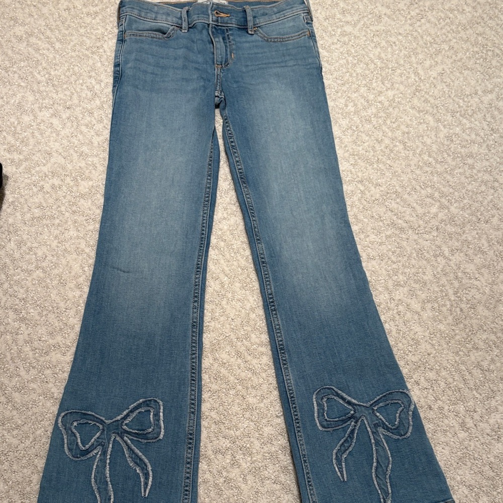 Blue Jeans with Bow Embroidery